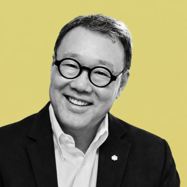 James K. M. Cheng - Photo